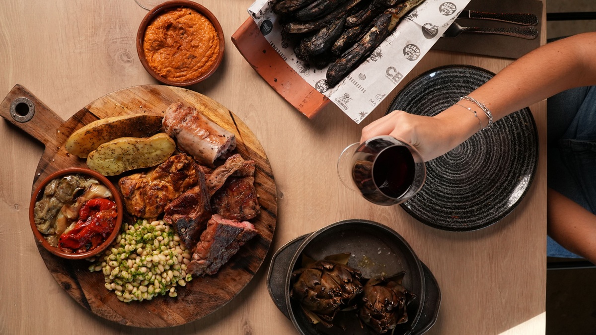 Calçots y carnes, la propuesta invernal de Mamut