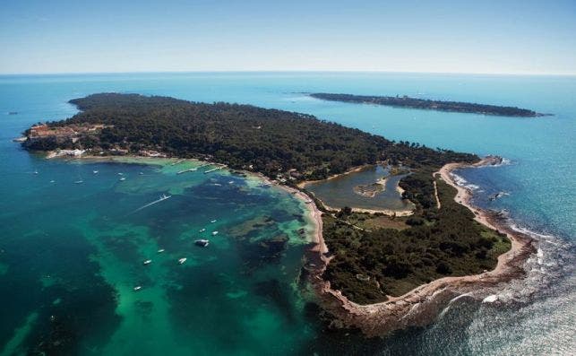 Las islas LÃ©rins, frente a Cannes. Foto: Semec-Dervaux