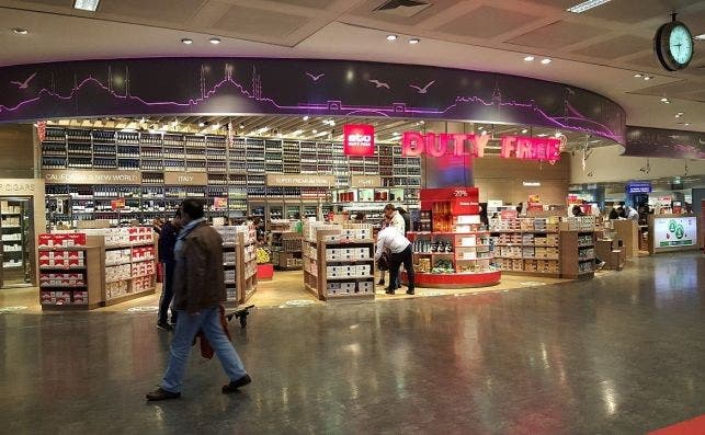 1280px Duty free shops   Istanbul Airport