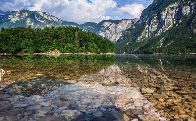 1280px Lake Bohinj 3051961