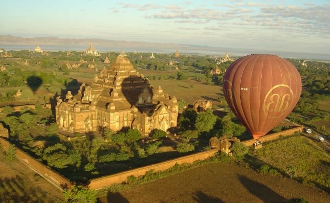 Angkor balloon