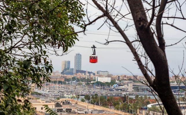 Imagen aÃ©rea desde MontjuiÌˆc. Foto: Jordi CatalÃ 