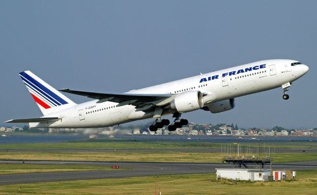 Los pilotos de Air France anuncian dos jornadas de huelga en abril.