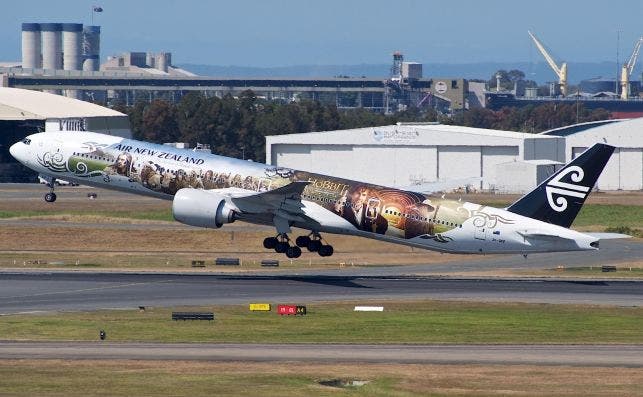  Air New Zealand   Hobbit   BNE (9634217765)