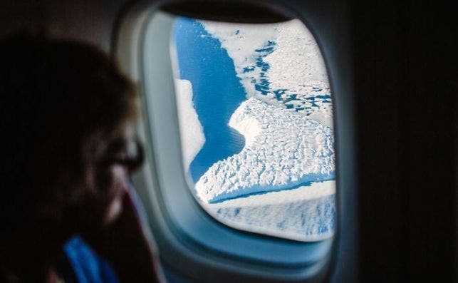 Antarctica Flight 3