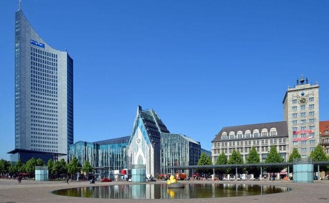 Augustusplatz y Paulinum. Foto: Andreas Schmidt | Turismo de Leipzig.