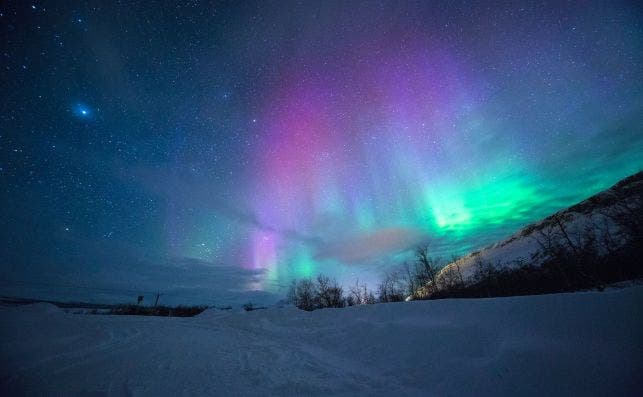 Aurora boreal en TromsÃ¸, Norway. Foto Unsplash