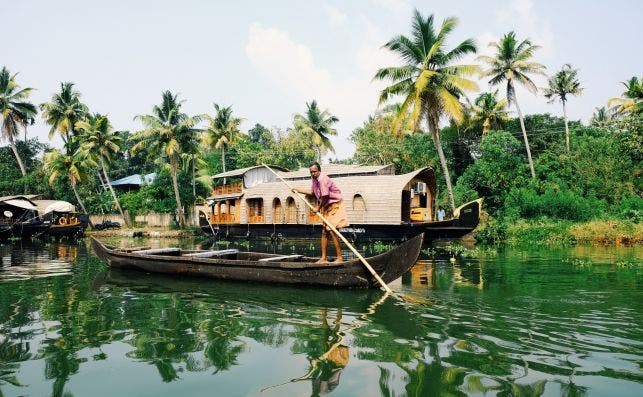 Backwaters Alappuzha, India. Foto Kyran Low | Unsplash.