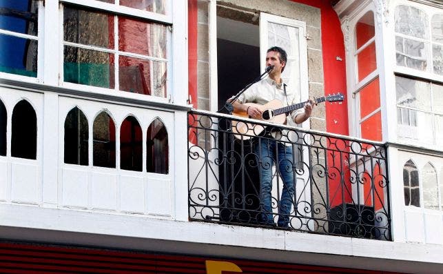 Balcon en Ferrol Foto EFE