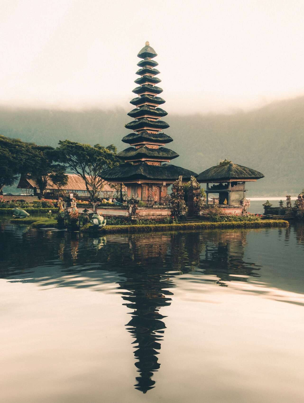 Bali, Indonesia. Foto Aron Visuals Unsplash