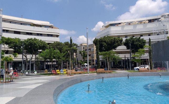 El CÃ­rculo Dizengoff, en el centro histÃ³rico de Tel Aviv. Foto: Pablo Duer.