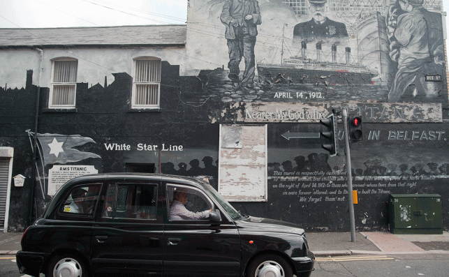 Belfast tour taxi negro
