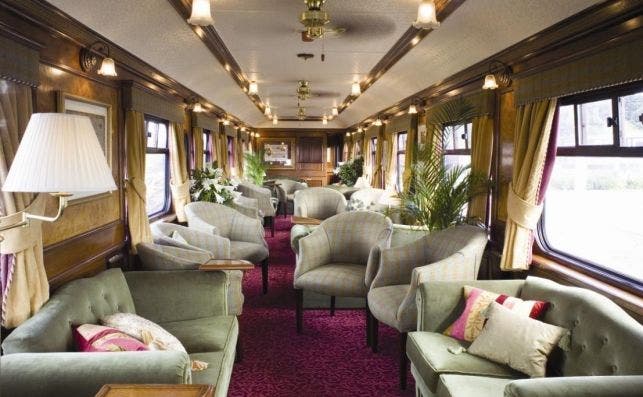 Belmond Royal Scotsman lounge.