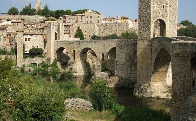 besalu pixabay Jaime Fernandez