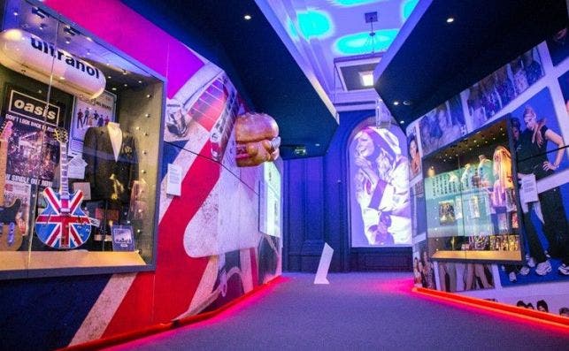 GalerÃ­a dedicada al pop de los aÃ±os 90. Foto British Music Experience