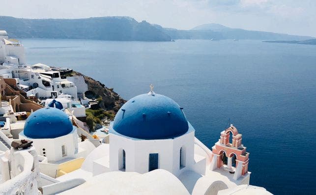 Si reduce el nÃºmero de viajeros, Grecia apuesta por recibir a los de alta gama. Foto: Dan Wechter | Unsplash.