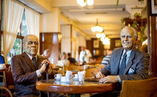 Cafe La Biela, Buenos Aires.