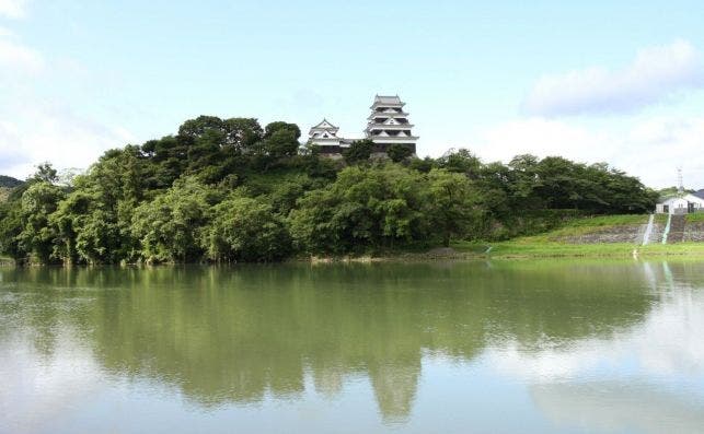 Castilo de Ozu. Foto Turismo de JapoÌn