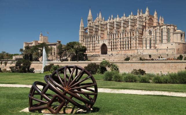 Catedral de Palma de Mallorca, uno de los puntos mÃ¡s visitados de la capital balear. Foto: Pxhere