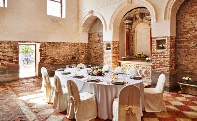 Cena privada en la sacristÃ­a. Foto Palacio San Clemente Kempinski.