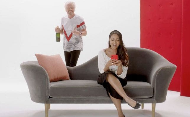 Richard Branson participa en la promociÃ³n de la app del crucero de Virgin. Foto: Virgin Voyages.