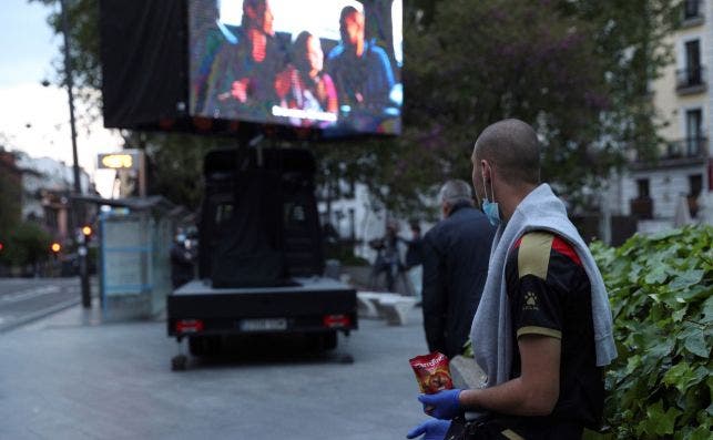 Cine de balcoÌn es una inciativa de Amazon Prime Video. Foto EFE