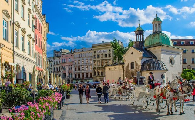 Cracovia. Foto Roman Polyanyk Pixabay 