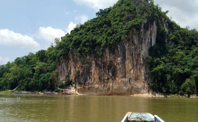 Cuevas de Pak Ou, en Laos. Foto Sergio Cabrera.