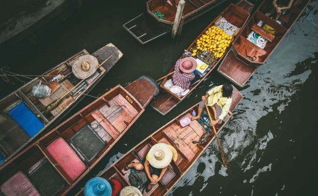 Damnoen Saduak foto Andrew Ly Unsplash