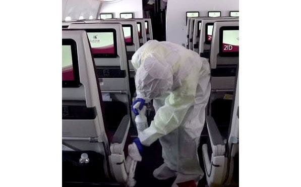 DesinfeccioÌn de los aviones Foto Qatar Airways