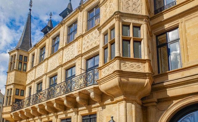 Detalles arquitectoÌnicos del Palacio Ducal de Luxemburgo. Foto Pixabay