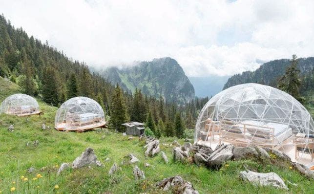 Domos en Berggasthaus Oberstockenalp. Foto Turismo de Suiza