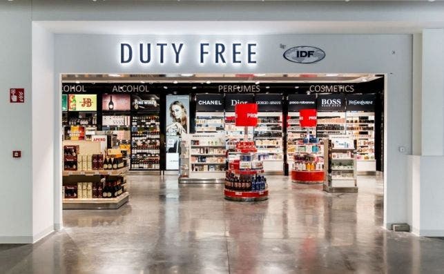 Los aeropuertos tienen buenos precios en perfumerÃ­a.