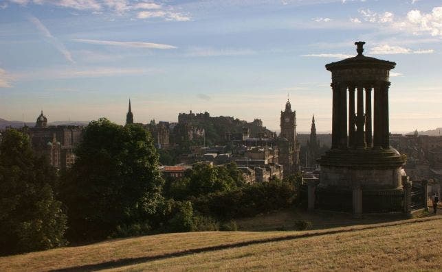 Edimburgo desde Calton Hill. Foto Turismo de Edimburgo.