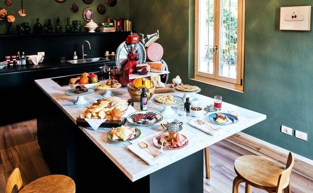 El desayuno tradicional de la regiÃ³n estÃ¡ incluido. Foto Callo Albanese e Sueo Casa Maria Luigia.