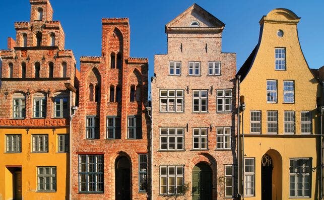 El ladrillo rojo es tiÌpico de la arquitectura de Lubeca. Foto Turismo de Alemania. 