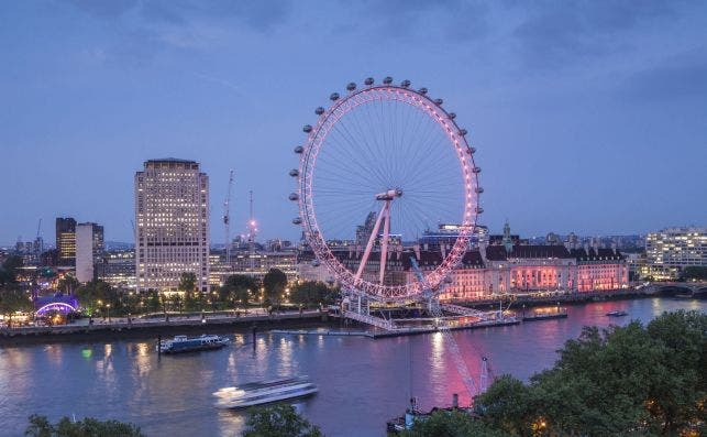 El London Eye se proyectoÌ para solo 5 anÌƒos. Su eÌxito lo convirtioÌ en permanente. Foto VisitBritain