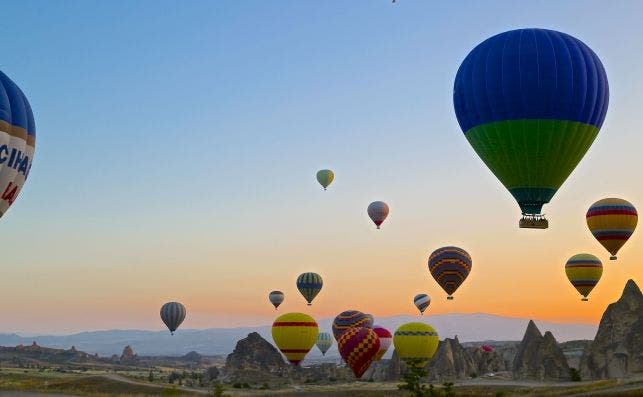 El paisaje lunar de Capadocia. Foto Daniela Cuevas | Unsplash.