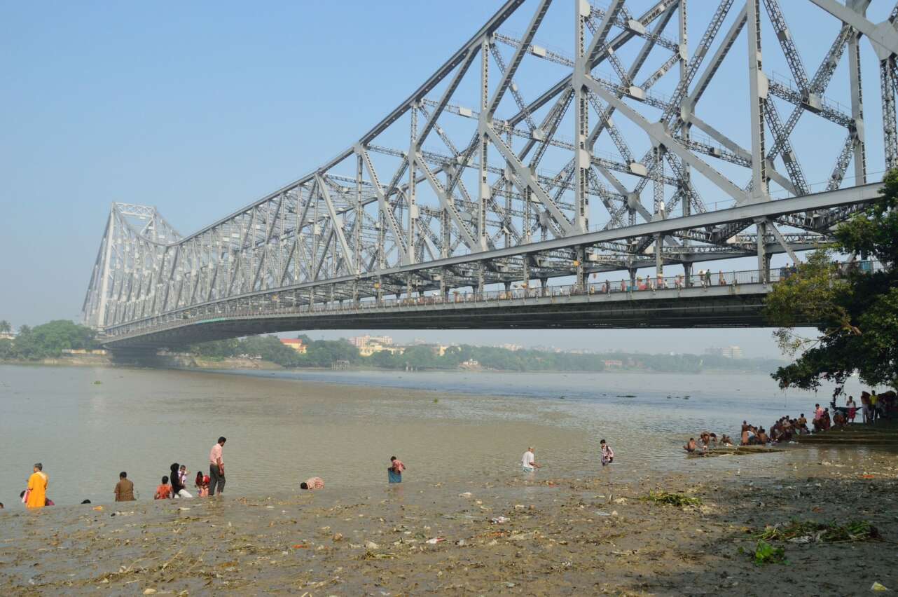 El rÃ­o Hooghly y el puente Howrah. Foto: Biswarup Ganguly/CC by 3.0 (dominio pÃºblico)