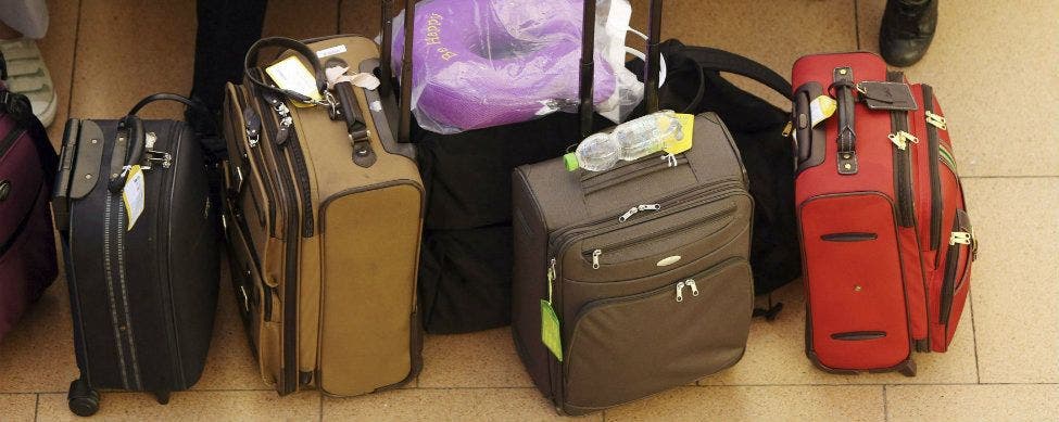Los aeropuertos españoles estrenan controles sorpresa de equipaje de mano