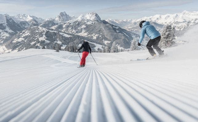 EsquiÌ Gstaad. Foto: Melanie Uhkoetter | Turismo de Suiza.