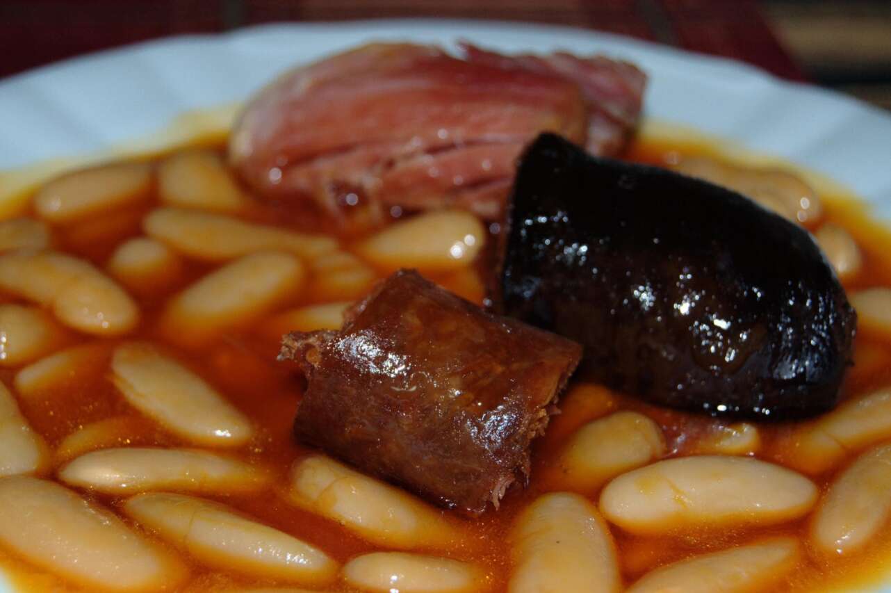 Fabada La MaÌquina de Lugones.