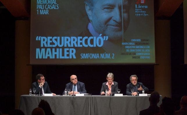 El director general del GT Liceu ValentÃ­ Oviedo. El presidente de la FundaciÃ³ del Gran Teatre del Liceu Salvador Alemany,, la directora artÃ­sticaChristina Scheppelmann y el director musical Josep Pons en la presentaciÃ³n de la temporada.