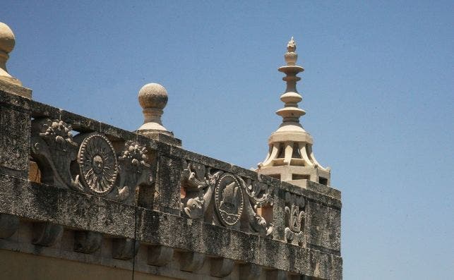Frisos del Hotel Nacional de Cuba. Foto Manena Munar.