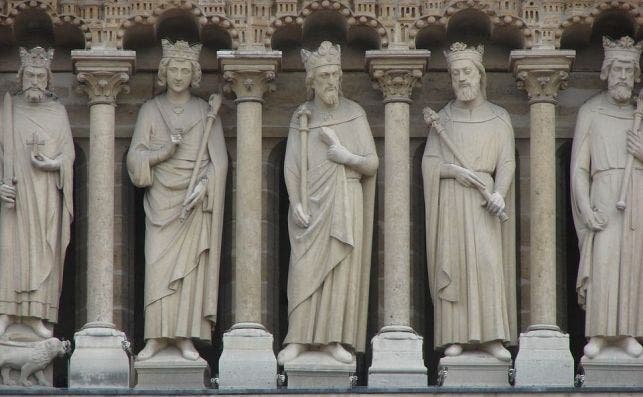 GalerÃ­a de los Reyes en Notre-Dame. Foto: Pixabay