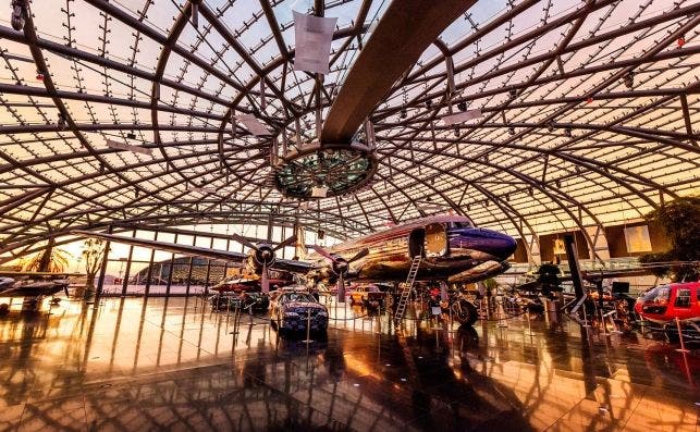 Interior de Hangar7, Salzsburgo. Foto Red Bull.