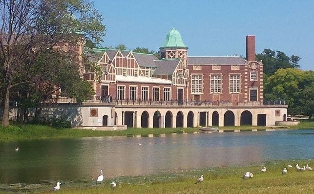 Humboldt Park Field House and Refectory