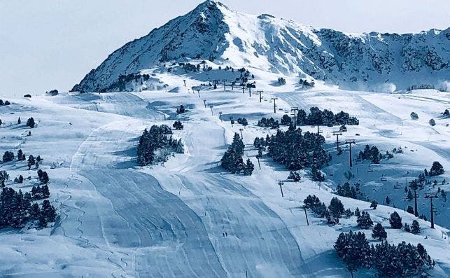 Baqueira-Beret cuenta con mÃ¡s de 160 km de pista de esquÃ­. Foto: Jordi Pujadas-Unsplash