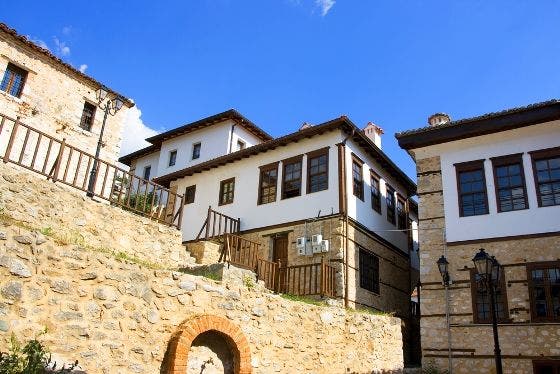 Kastoria architecture 560
