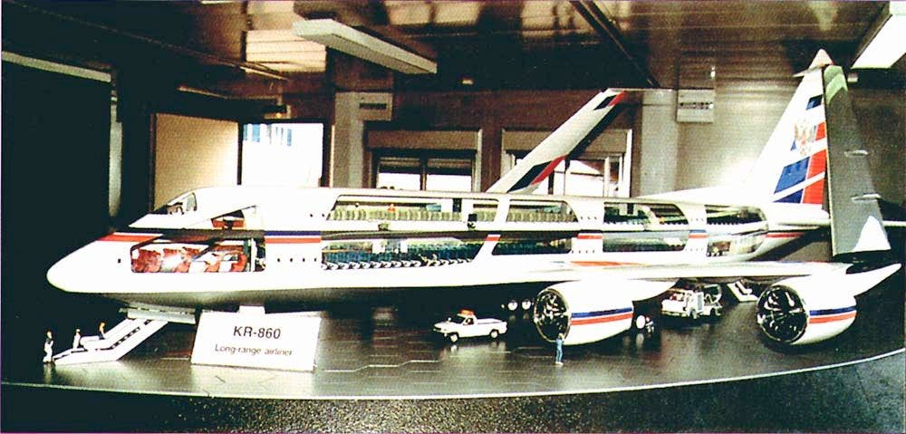 Maqueta del Sukhoi KR-860